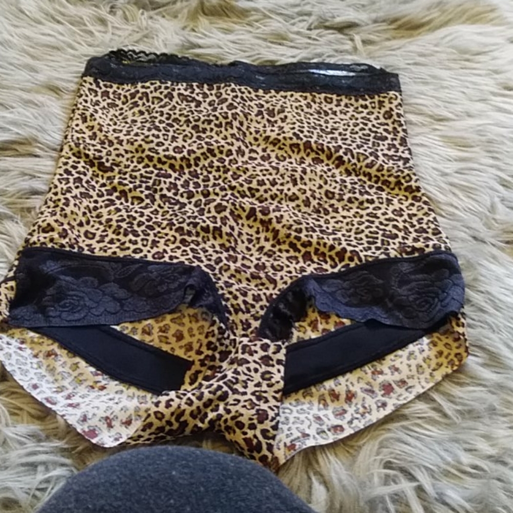 Shape wear panties.